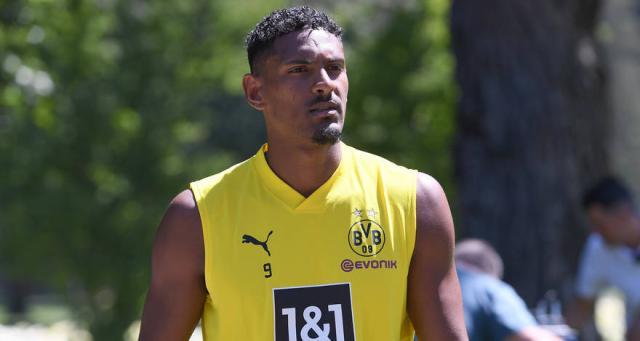 G_Haller_Trainingskleidung_bvbnachrichtenbild_regular.jpg